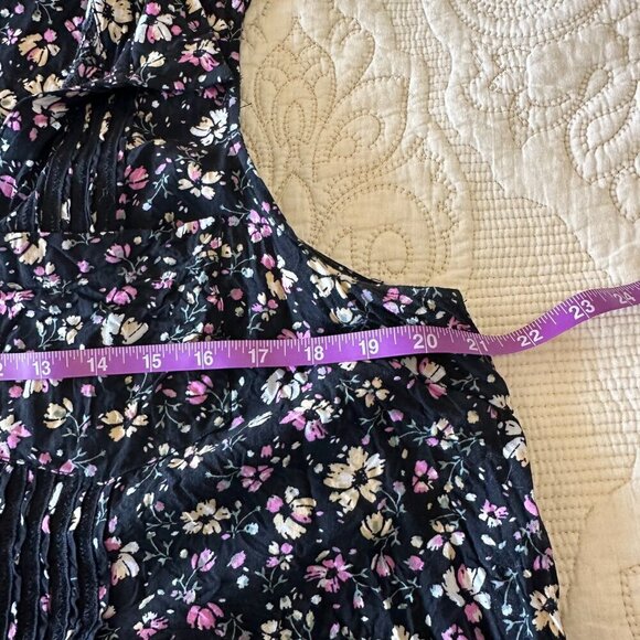 Black floral collared sleeveless tank button down women's XL flattering - Picture 6 of 7